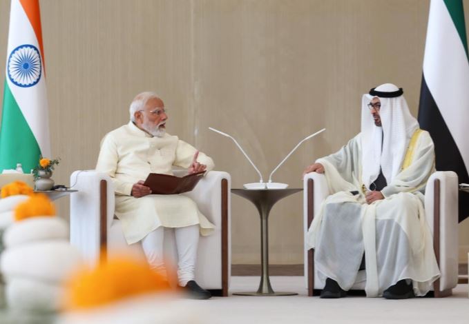 5 अरब डॉलर का निवेश, मजबूत रक्षा साझेदारी, तेल-गैस की डील... पीएम मोदी के दौरे में यूएई-भारत में हुए कई समझौते