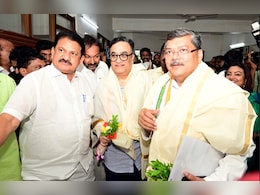 केरल में मुख्यमंत्री का फैसला जल्द, कांग्रेस पर्यवेक्षकों ने अध्यक्ष खरगे को सौंपी रिपोर्ट