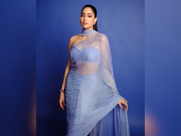 Janhvi Kapoor's Makeup Artist Backs Her Amid <i>Peddi</i> Row: "It Is Easy To Blame The Actress"