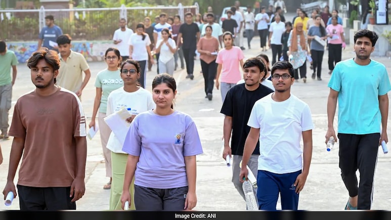 Heatwave Concerns Ahead Of NEET Re-Exam, Education Minister Issues Advisory To States