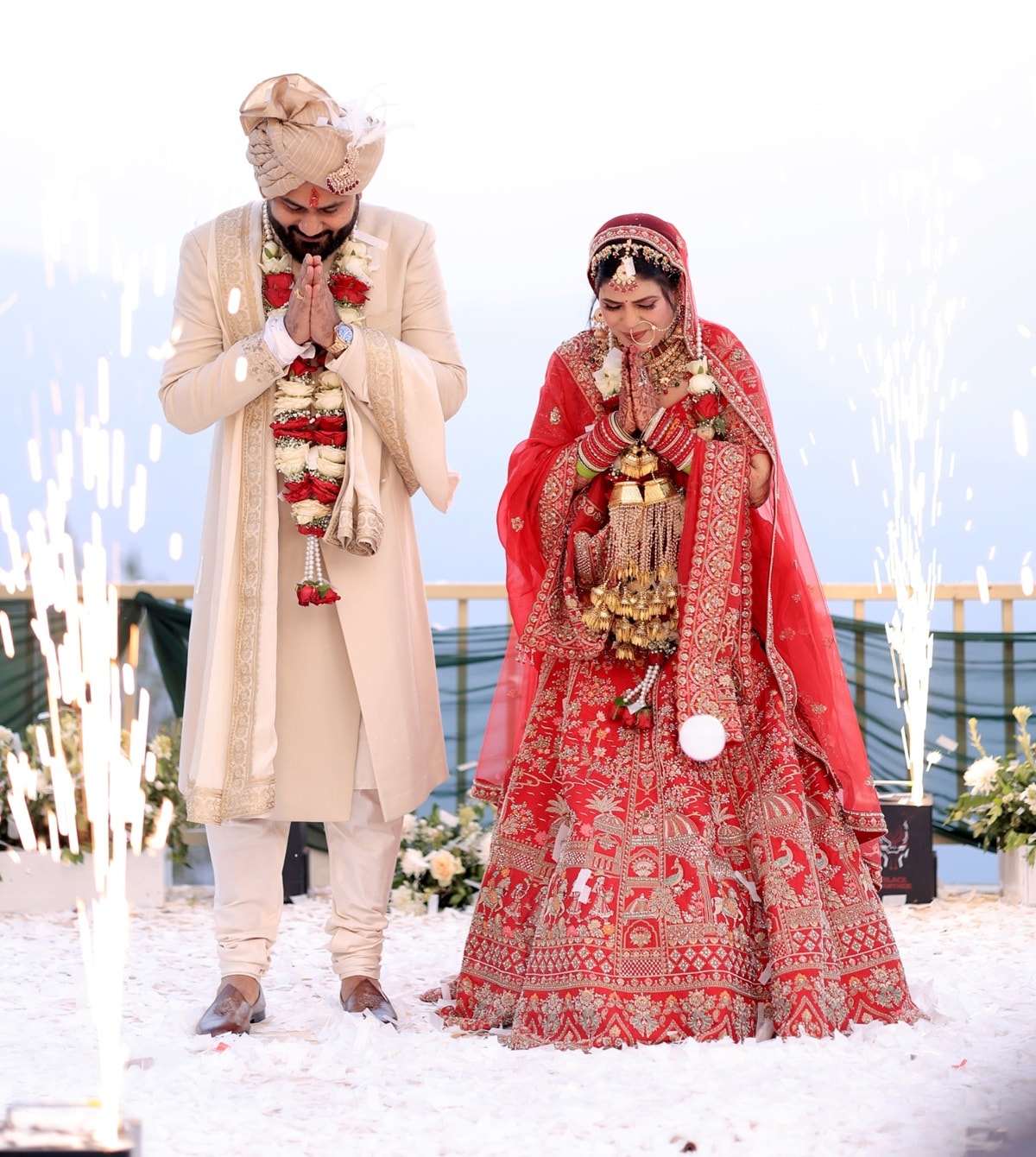 UP Political Wedding: मेरठ जिला पंचायत अध्यक्ष गौरव चौधरी और फर्रुखाबाद की मोनिका यादव ने रचाई शादी, हिमाचल में हुए सात फेरे