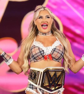 Tiffany Stratton Stuns Fans With New Photos As WWE Superstar Shady Elnahas Drops Bold Reaction