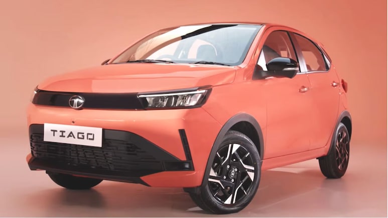 Tata Tiago Facelift का इंटीरियर हुआ रिवील, प्रीमियम केबिन और इन धांसू फीचर्स के साथ सेगमेंट में मचाएगी धूम