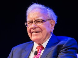 Warren Buffett Steps Down As Hathaway Chairman, Son Howard To Take Over