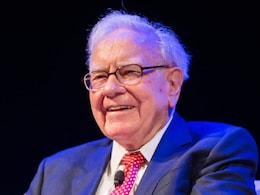 Warren Buffett Steps Down As Hathaway Chairman, Son Howard To Take Over