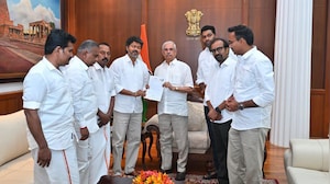 Oath Ceremony in Doubt? Tamil Nadu Governor Seeks Legal Advice on Vijay's Swearing-In