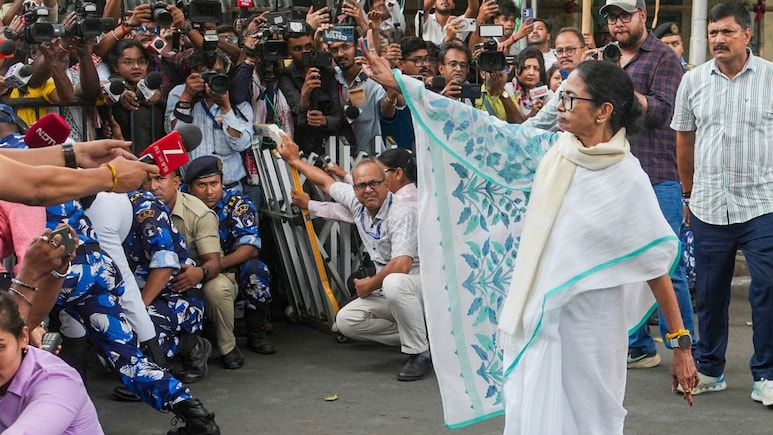 Mamata Banerjee Net Worth: ममता बनर्जी को क्यों कहा जाता था सबसे गरीब CM? जानें कितनी है उनकी कुल संपत्ति
