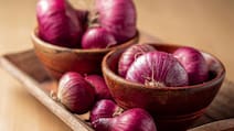 Inside 5.54% Inflation Spike: Onion Prices Double; Ginger, Garlic Lead Food Basket
