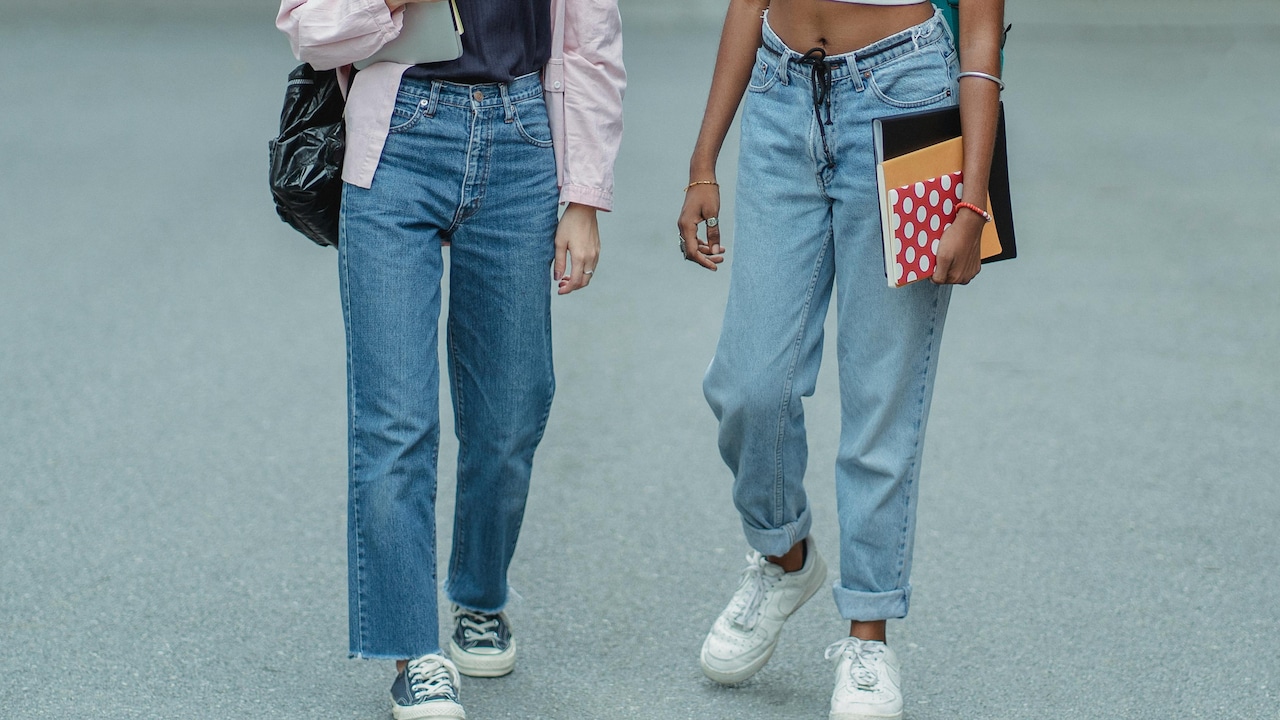 Why Straight-Fit Jeans Are Replacing Skinny Jeans In Everyday Fashion Why Straight-Fit Jeans Are Replacing Skinny Jeans In Everyday Fashion