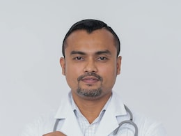 आयुर्वेद का डॉक्&zwj;टर कैसे बनते हैं, क्&zwj;या करनी होती है पढ़ाई