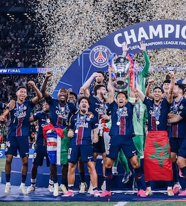 French Capital Hosts Paris Saint-Germain Parade After Clashes Marred Champions League Win