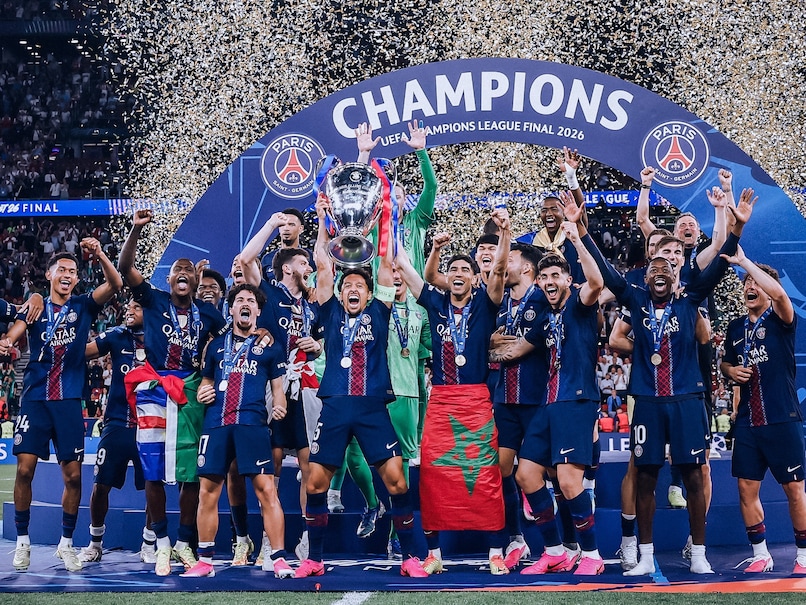 French Capital Hosts Paris Saint-Germain Parade After Clashes Marred Champions League Win