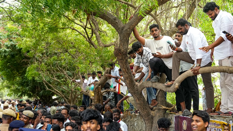'Gates Are Closed. It Is Very Painful': Vijay's Fans, TVK Supporters Return From Cancelled Swearing In Ceremony Venue