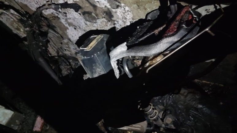 Auto Driver, 65, Dies After E-Scooter Explodes Inside Bengaluru Home
