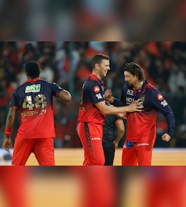 Did Tim David Show Middle Finger During Mumbai Indians Match? RCB Stars Obscene Gesture Viral