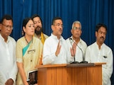 बंगाल में शुभेंदु सरकार कैबिनेट का विस्तार, थोड़ी देर में 35 मंत्री लेंगे शपथ, जानिए कौन बन सकते हैं मंत्री बंगाल में शुभेंदु सरकार कैबिनेट का विस्तार, थोड़ी देर में 35 मंत्री लेंगे शपथ, जानिए कौन बन सकते हैं मंत्री