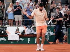 Novak Djokovic Comes From Behind To Keep Roland Garros Bid Alive