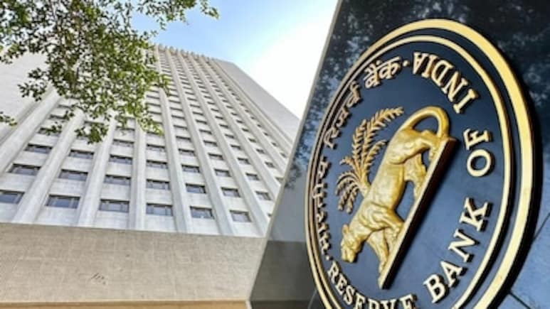 Payment Companies Raise Concerns Over RBI's Draft PPI Norms, Seek Parity With Banks On P2P Transactions