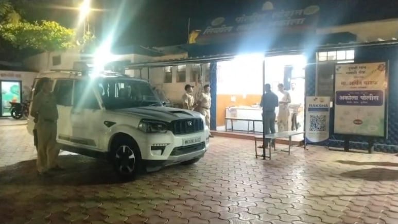 Akola News: अकोल्यात 6 वर्षांच्या चिमुकलीवर ओढवला भयंकर प्रसंग, पण पोलिसांना तक्रार घेण्यासाठी  उशीर का केला?