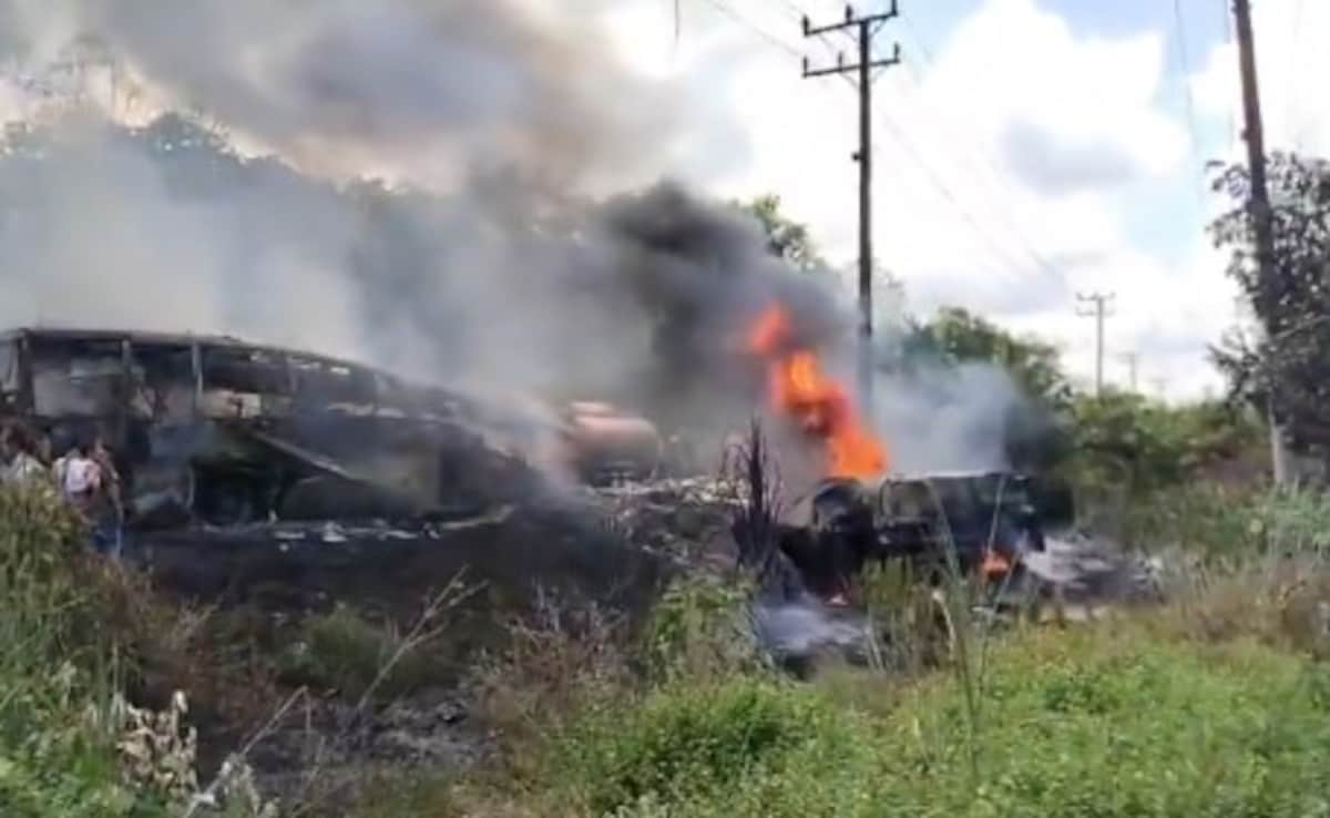 16 Killed After Bus, Fuel Tanker Collide In Indonesia