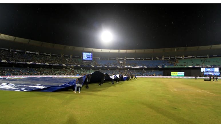 RCB vs MI Live Streaming: Check Raipur Weather Forecast Ahead Of Royal Challengers Bengaluru vs Mumbai Indians IPL Match