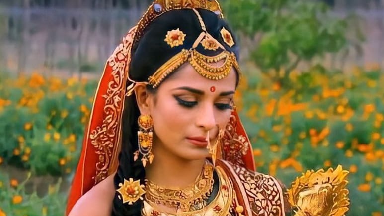Mahabharata Draupadi Photos: महाभारत की द्रोपदी की 10 तस्वीरें, 5वीं देख कर कहेंगे, यूं ही नहीं 1000 लड़कियों में पूजा शर्मा ने मारी बाजी
