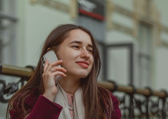 Airtel vs Jio: जानें किसका 365 दिनों वाला प्लान है बेस्ट, अनलिमिटेड 5G डाटा और कॉलिंग के साथ जबरदस्त फायदे