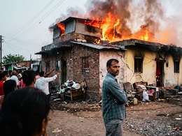 Pune News : 9 वर्षांची लेक रक्तबंबाळ अवस्थेत विव्हळत होती, बापाने राहतं घर दिलं पेटवून; जन्मदाताच का झाला वैरी?