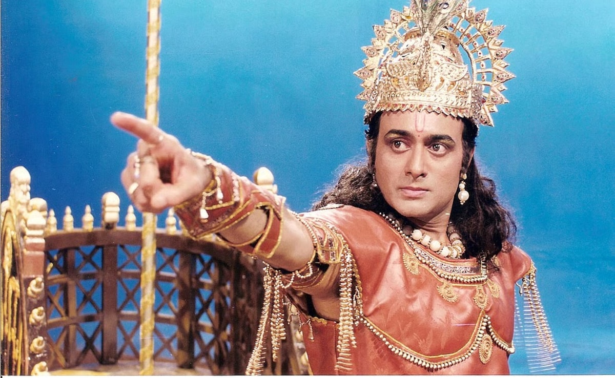 कैमरा बंद होते ही कांपने लगे थे कृष्ण, महाभारत के इस सीन से मिला था सबसे बड़ा दर्द, 4 घंटे तक नहीं हिला सके हाथ
