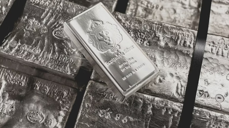 Silver Bulls Take A Breather After Three-Day Rally; Will Price Stay Above Rs 3 Lakh? Check Key MCX Levels