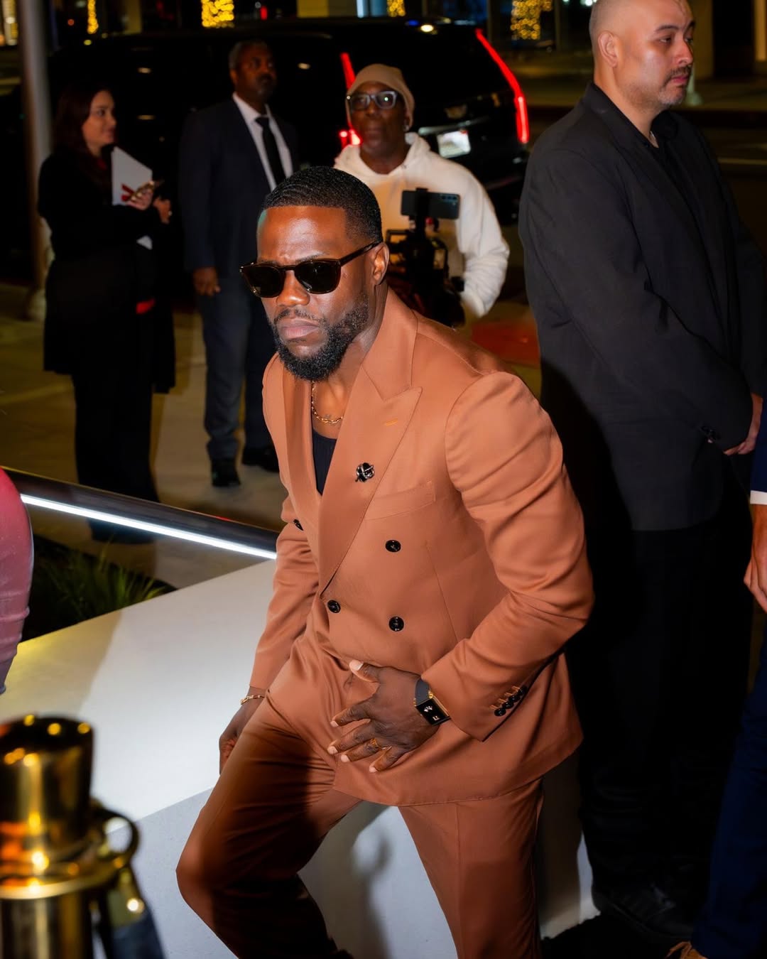 Kevin Hart Faces New Drama As Former Staff Fight Back In Court