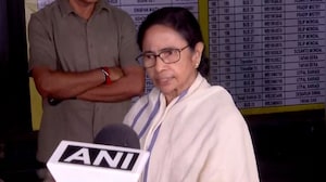 Mamata Banerjee Visits Bhabanipur Strongroom, Flags Counting Irregularities