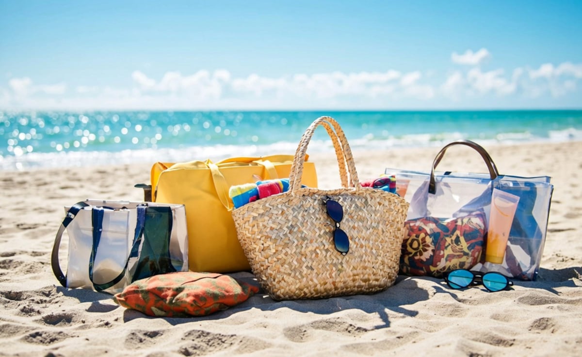 Best Beach Bags For Summer Holidays Under ₹1000