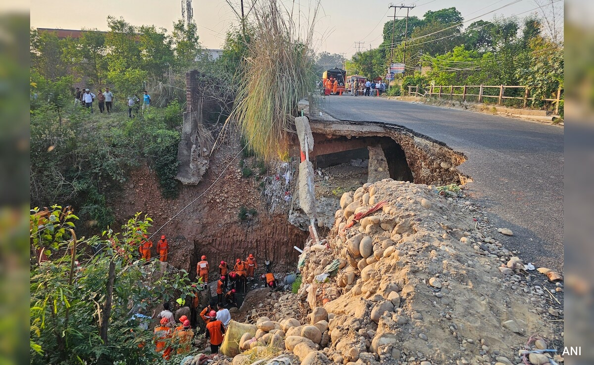 3 Labourers Killed In Jammu Bridge Collapse During Repair Work