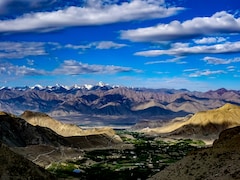 From Leh To Melbourne: 5 Places Where You Can Experience Four Seasons In One Day