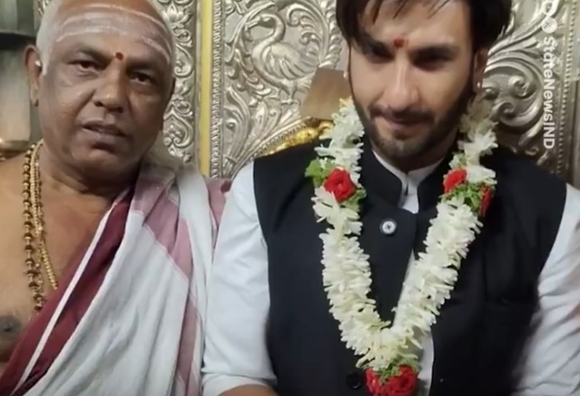 FWICE के बैन के बाद चामुंडेश्वरी मंदिर दर्शन करने पहुचे रणवीर सिंह, मांगी इस गलती की माफी