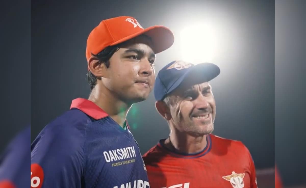 Vaibhav Sooryavanshi Cuts Interview Midway, Obliged Australia Greats Selfie Request