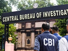 रिश्वत लेते धरा गया दिल्ली पुलिस इंस्पेक्टर, भाई को भी अरेस्ट कर चुकी CBI, नप सकते हैं बड़े अधिकारी