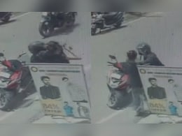 बीच सड़क पर पति ने पत्नी की गर्दन पर चलाया चाकू, रोंगटे खड़े कर देगा यह VIDEO