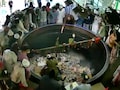 अजमेर शरीफ दरगाह में गजब ड्रामा! 'बड़ी देग' में कूदा युवक, फिर जो हुआ उसे देख सिर पकड़ लेंगे आप