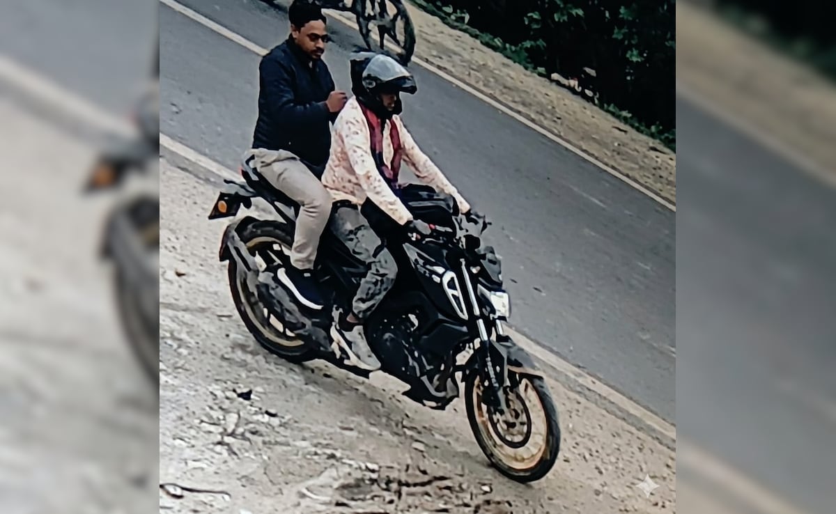 वृंदावन बाबा बनकर महिला शिक्षिका से की भविष्यवाणी, पति है बीमार... बेटे पर संकट और ठग लिये 4 लाख के गहने — WellsTrack