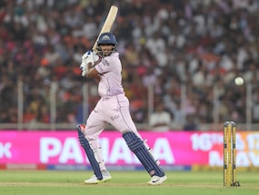 GT vs SRH LIVE Score, IPL 2026: Sai Sudharsan Completes 50 After Shubman Gills Flopshow
