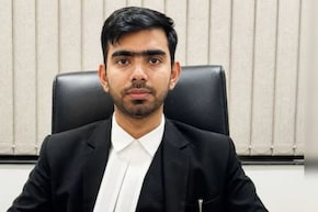Delhi News: 'पप्पा, जगणं मुश्कील झालंय..' आधी वडिलांना फोन, नंतर न्यायाधीशाने आयुष्य संपवलं, धक्कादायक कारण