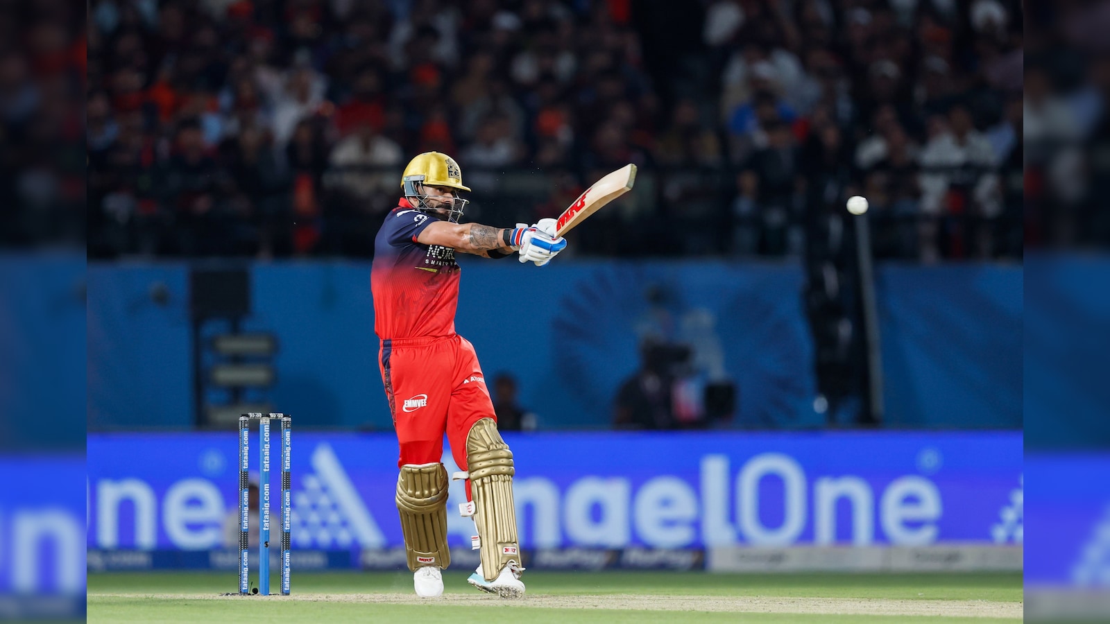 RCB vs GT: विराट कोहली का धमाका, IPL के 19 सालों के इतिहास में यह कारनामा करने वाले बने दुनिया के बल्लेबाज