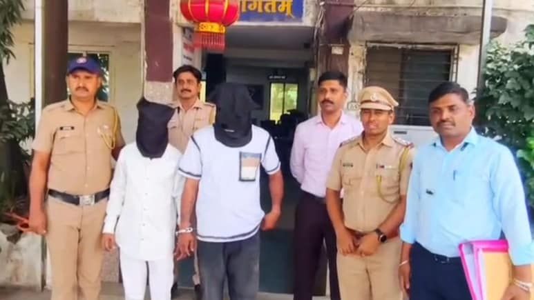 Dombivli News : डोंबिवलीत घरांच्या नावाखाली कोट्यवधींची लूट; संरक्षण खात्याच्या जमिनीवर बांधल्या चाळी, शेकडो..
