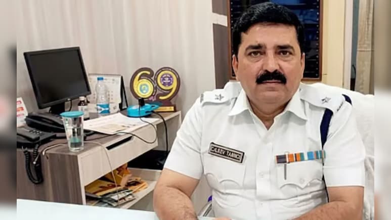 कोलकाता के DCP शांतनु सिन्हा विश्वास के खिलाफ लुक आउट नोटिस जारी, देश छोड़कर भागने की आशंका
