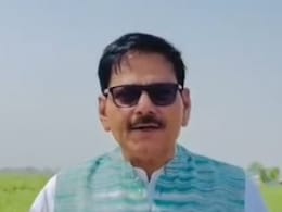 नोएडा इंटरनेशनल एयरपोर्ट: शुरू होने से पहले ही विवादों में 'महंगा' सफर, जेवर MLA ने PM और CM को पत्र में लिखा?&nbsp;