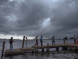 Weather Today LIVE: आंधी-बारिश, तूफान से सावधान, यूपी-दिल्ली से राजस्थान तक 3 दिन बिगड़ेगा मौसम, 10 राज्यों में अलर्ट