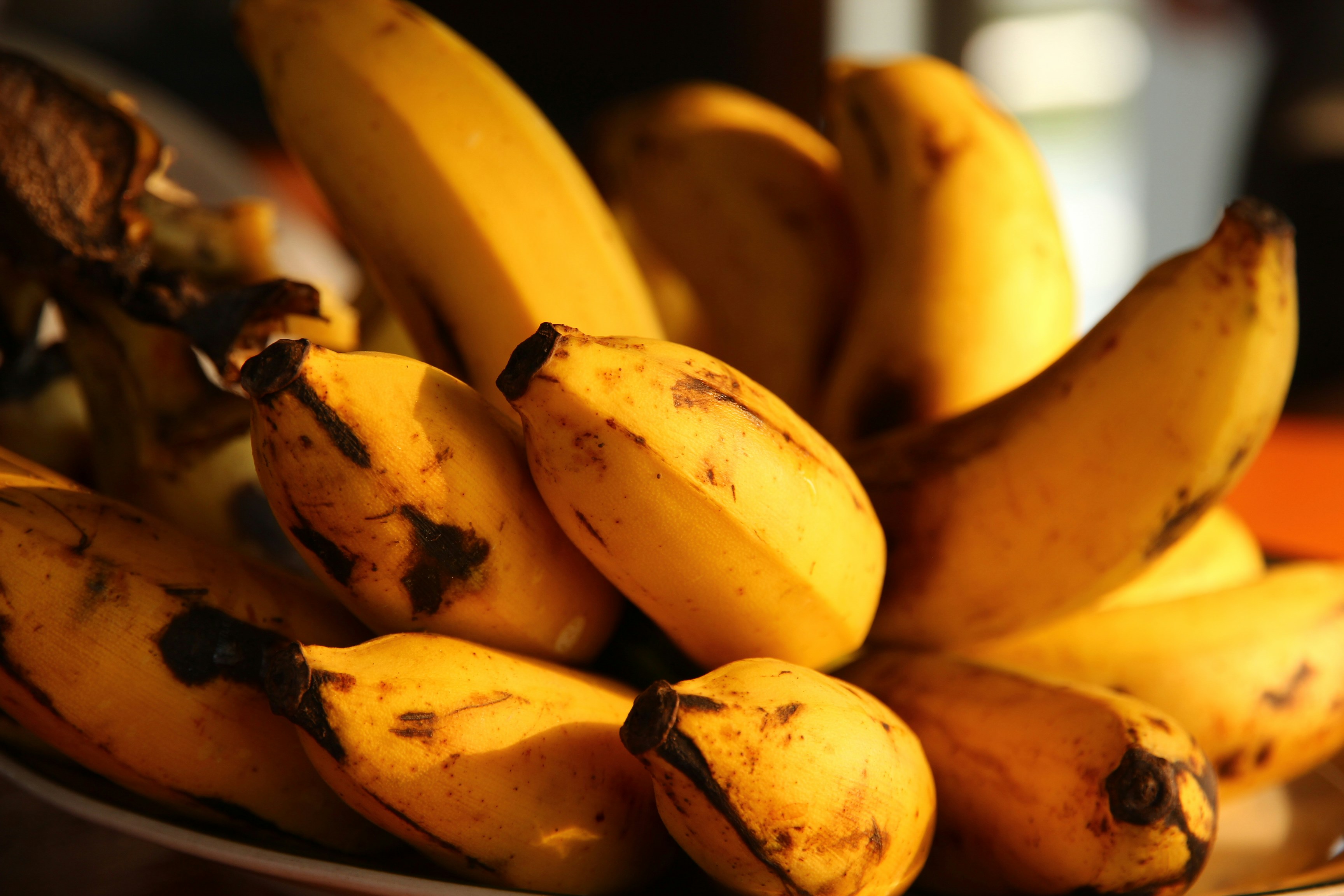 5 Simple Ways To Prevent Bananas From Rotting Quickly In Summer