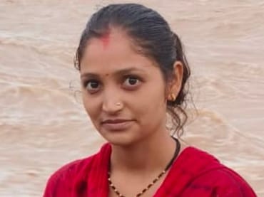 डिलीवरी के बाद बिगड़ी हालत, रास्ते में प्रसूता की मौत; शव लेकर कलेक्ट्रेट पहुंचे परिजन&nbsp;